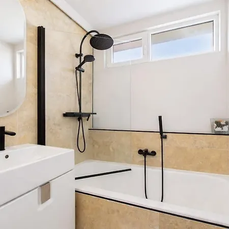 Apartment Floreasca Park